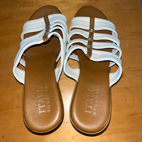 White/Tan Wedged Sandals Size 9.5 - Picture 3 of 5